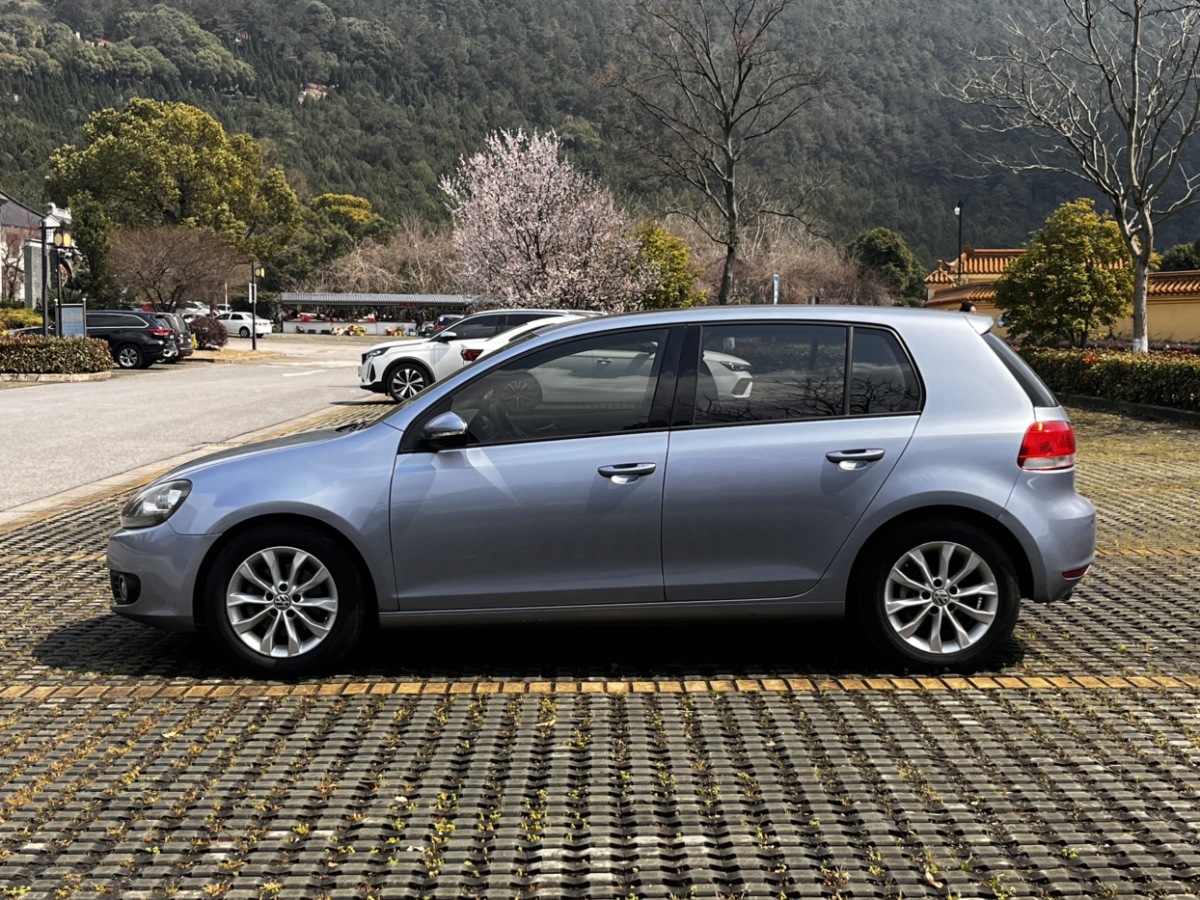 2010年06月大眾 高爾夫  2010款 1.4TSI 自動舒適型