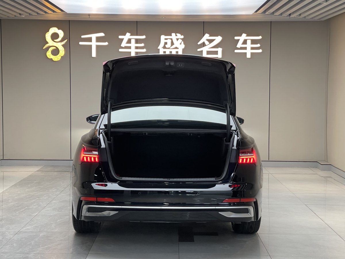 奧迪 奧迪A6L  2024款 45 TFSI 臻選動感型圖片
