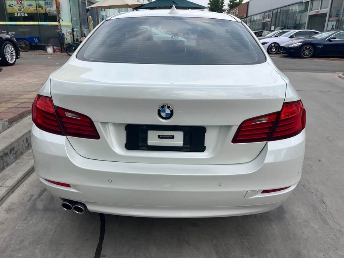 寶馬 寶馬5系  2017款 528Li 領(lǐng)先型圖片