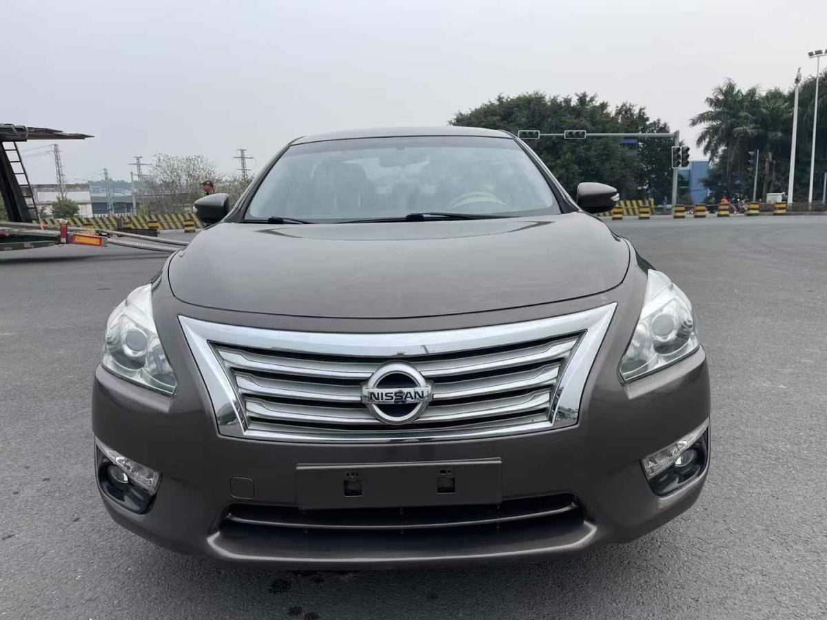 日產(chǎn) 天籟  2013款 2.0L XE時尚版圖片