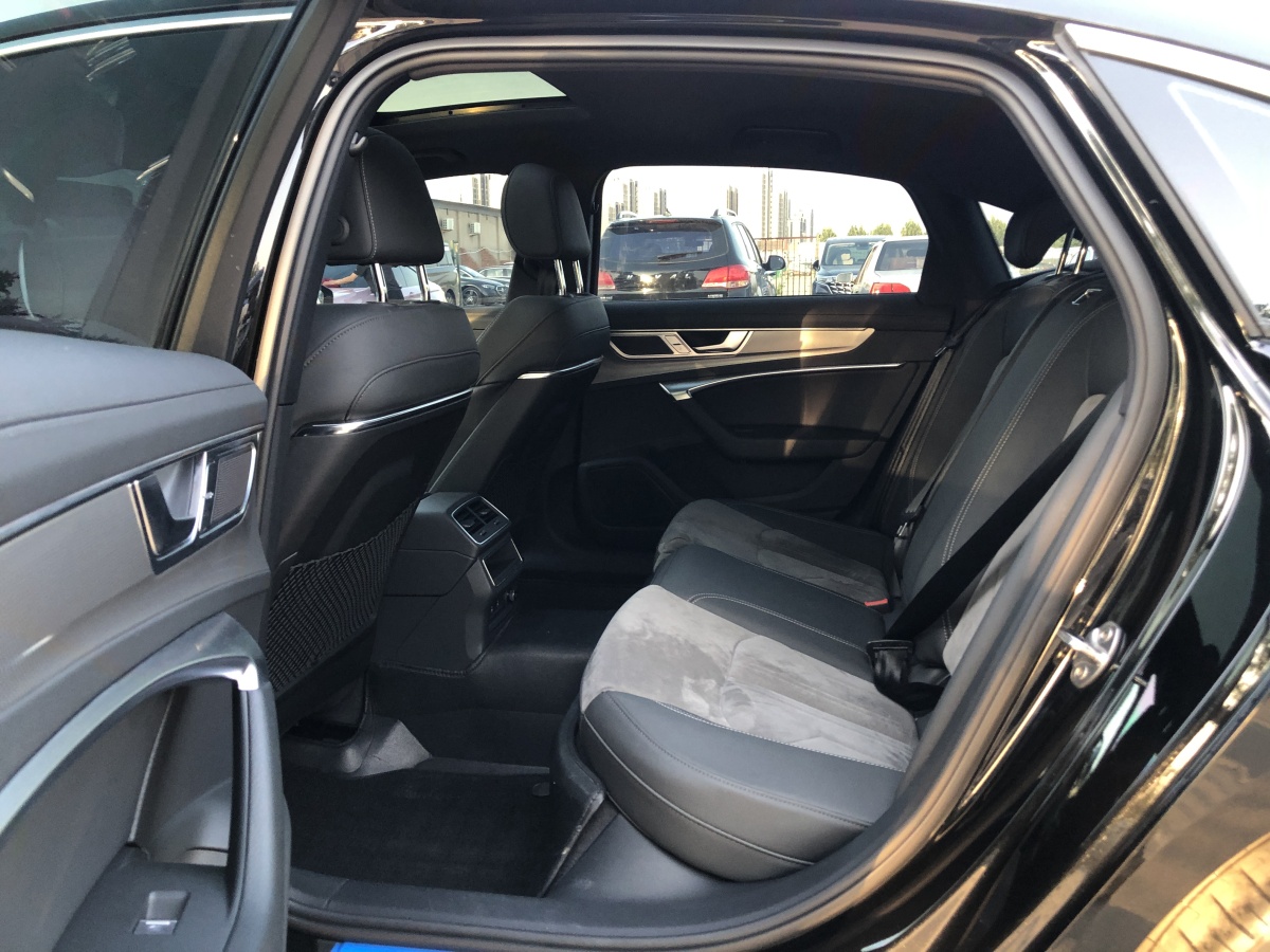 奧迪 奧迪A6L  2023款 改款 40 TFSI 豪華動感型圖片