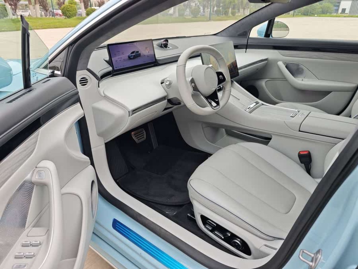 智界汽車 智界S7  2025款 Max 后驅超長續(xù)航版圖片