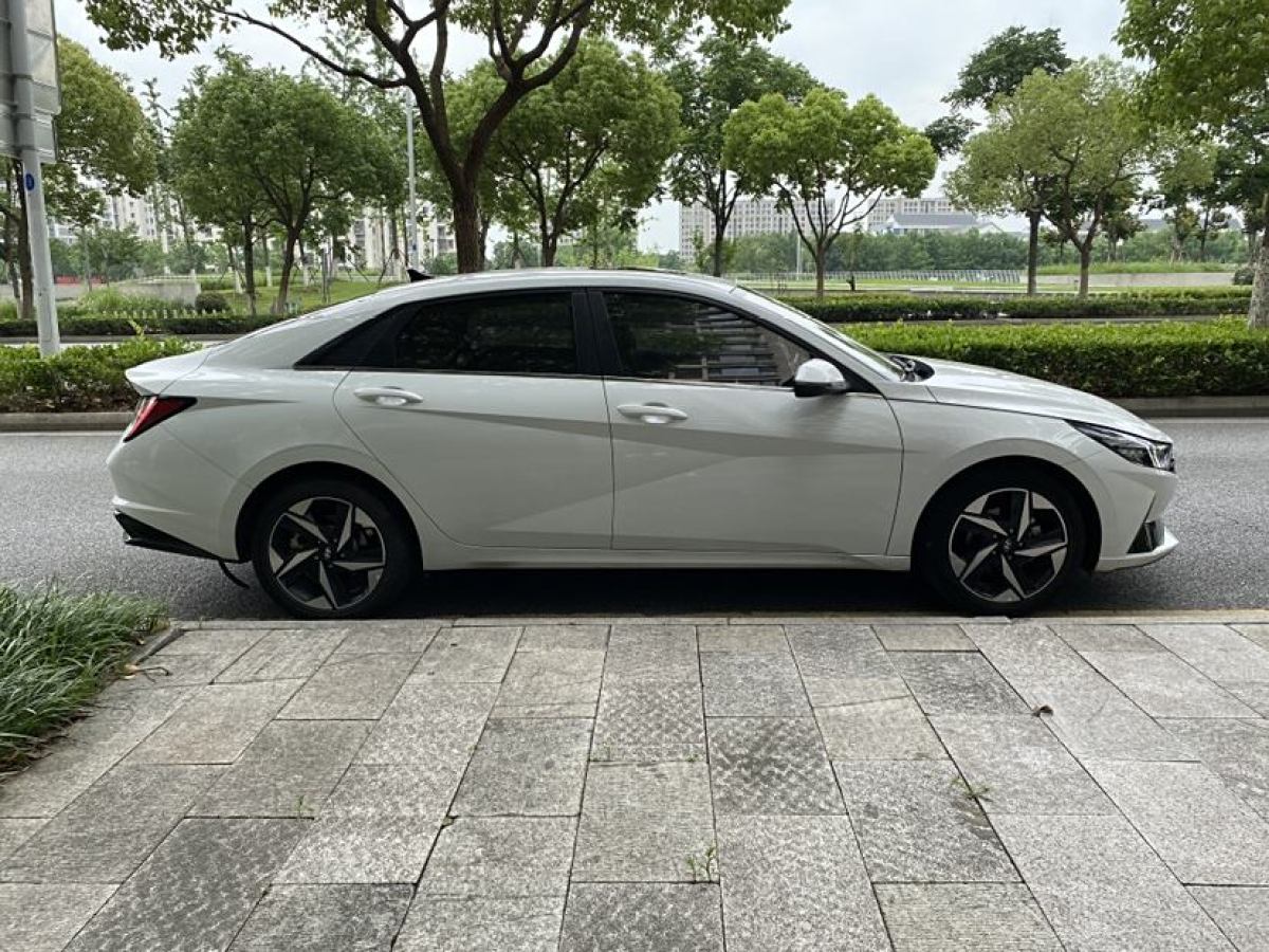 2021年9月現(xiàn)代 伊蘭特  2021款 1.5L GLS領先版