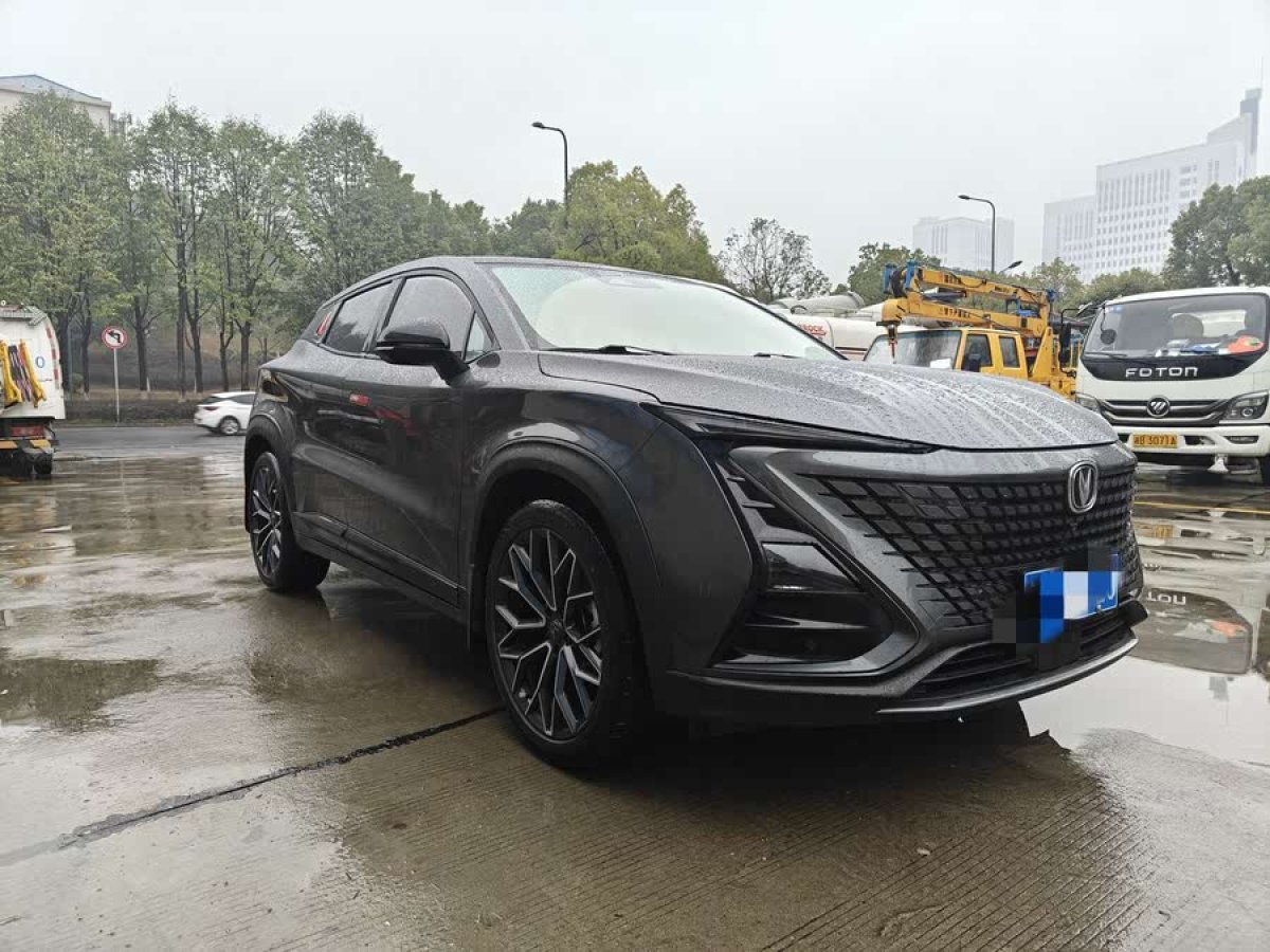 長(zhǎng)安 UNI-T  2022款 1.5T 旗艦型圖片