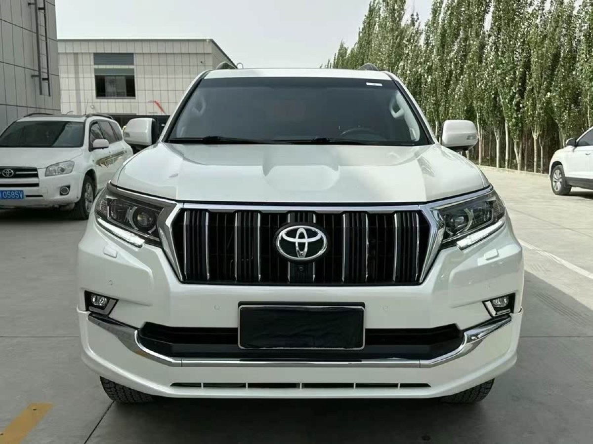 豐田 普拉多  2019款 3.5L 自動(dòng)TX-L尊享版后掛備胎圖片