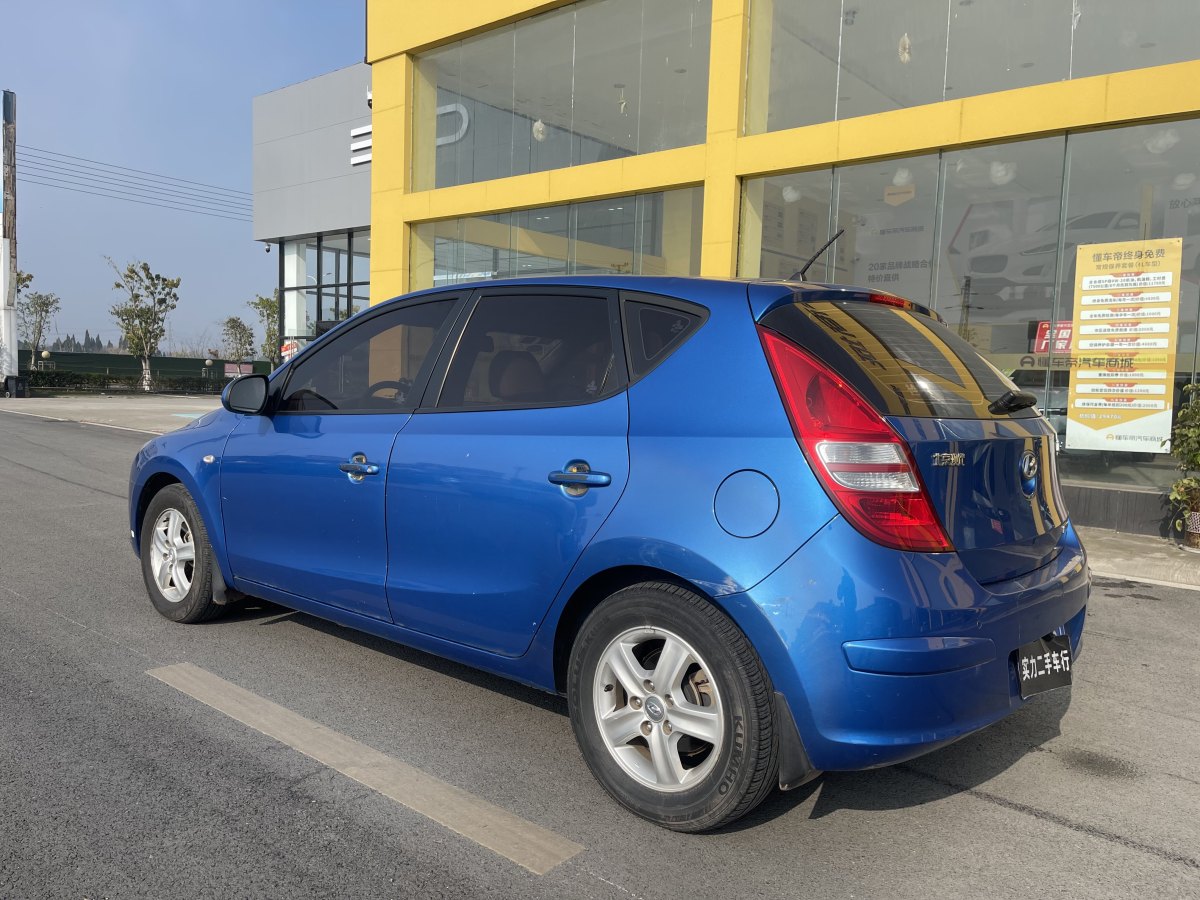 現(xiàn)代 i30  2009款 1.6L 自動舒享型圖片