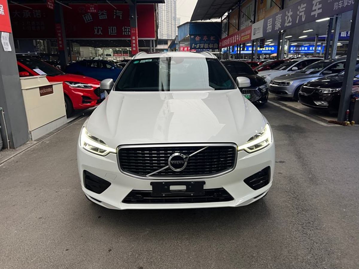 沃爾沃 XC60  2019款 T5 四驅(qū)智遠(yuǎn)運(yùn)動(dòng)版 國(guó)VI圖片