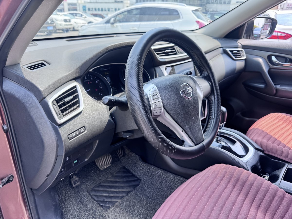 日產(chǎn) 奇駿  2014款 2.0L CVT舒適版 2WD圖片