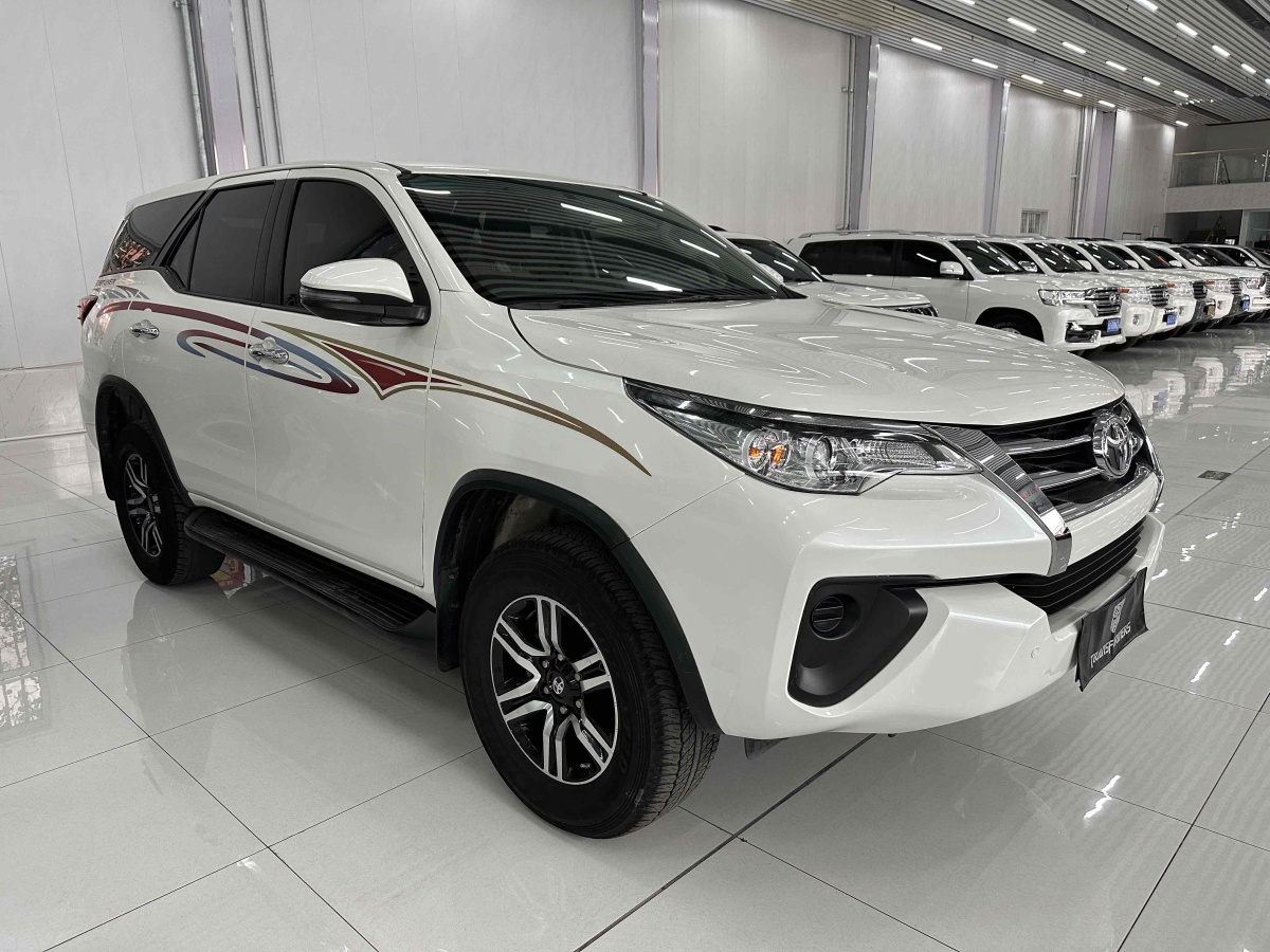 丰田 Fortuner  2016款 2.7L 中东版图片