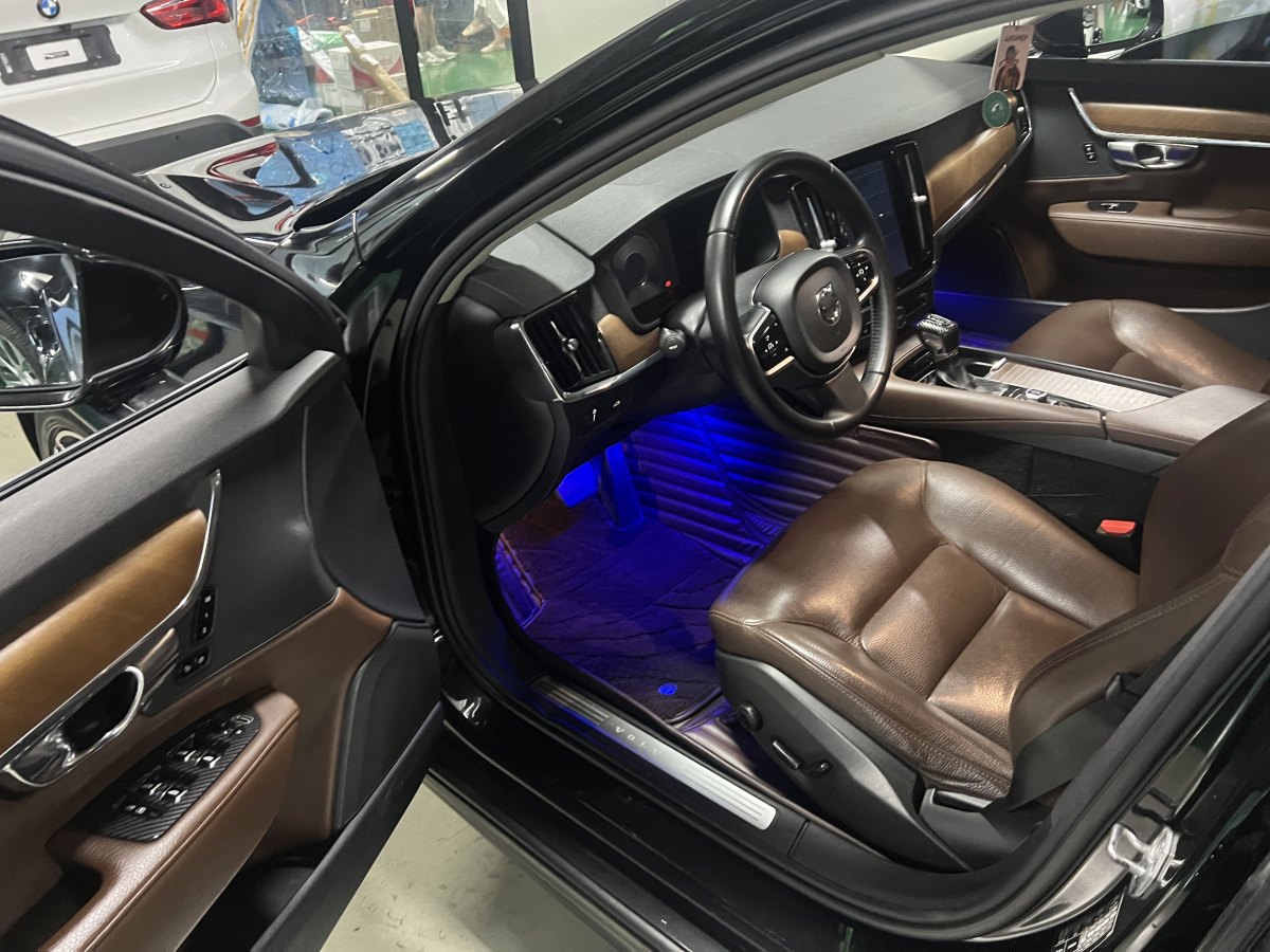 沃爾沃 S90  2019款 T5 智逸版圖片