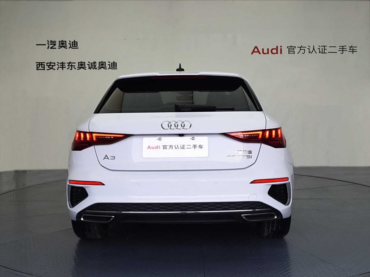 奧迪 奧迪A3  2022款 Sportback 35 TFSI RS套件燃速型圖片