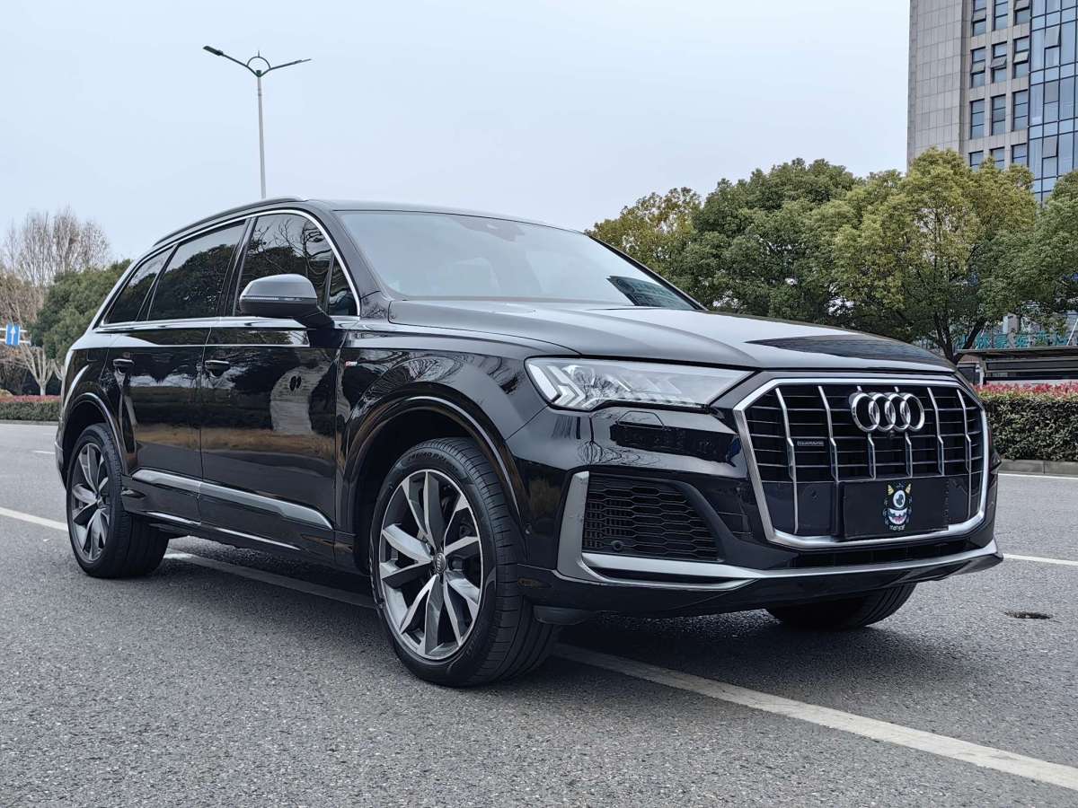 奧迪 奧迪Q7  2020款 55 TFSI quattro S line運(yùn)動型圖片