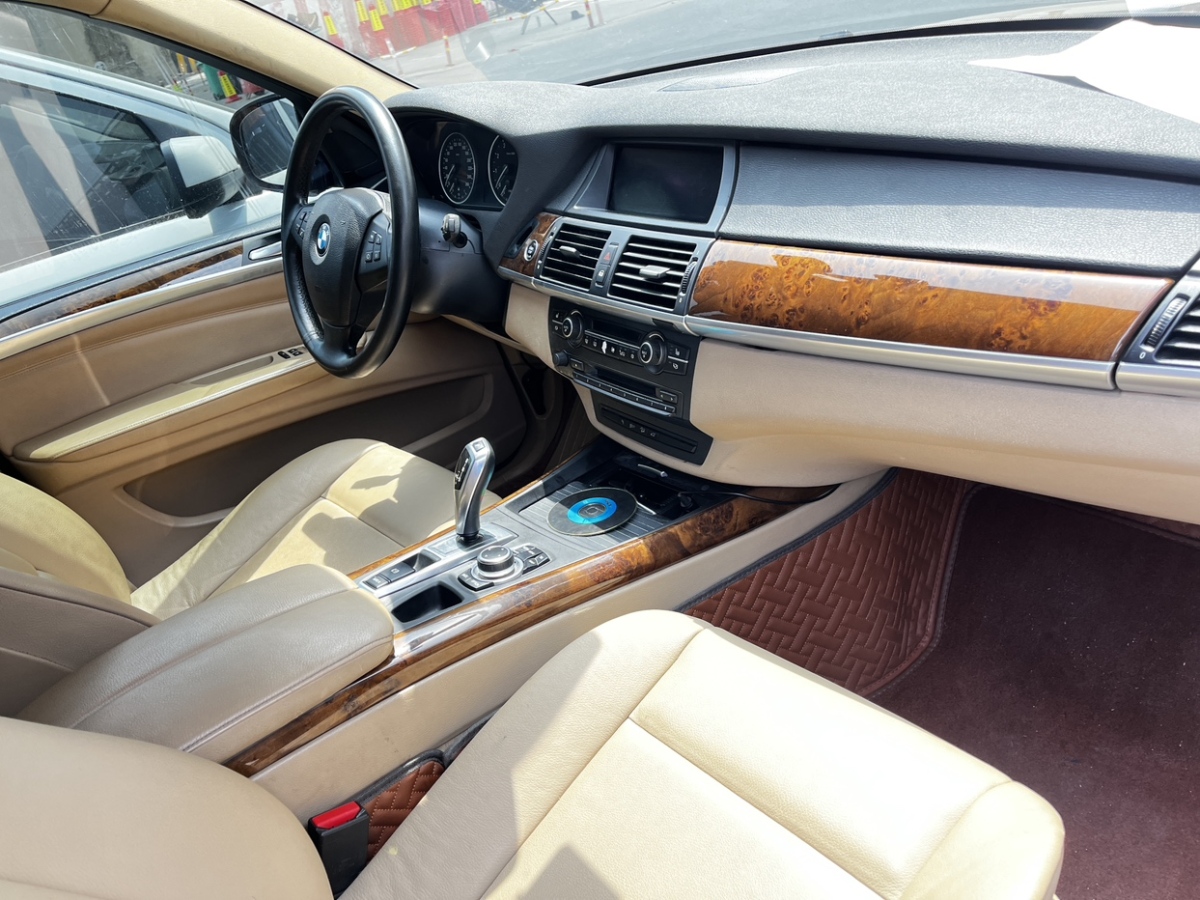 寶馬 寶馬X5  2013款 xDrive35i 豪華型圖片