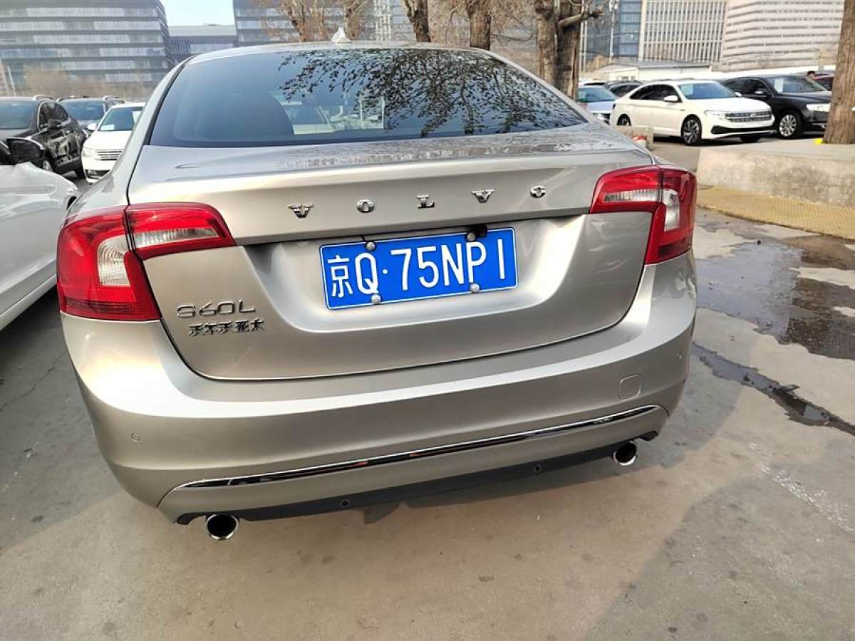 沃爾沃 S60  2015款 L 2.0T 智遠(yuǎn)版圖片