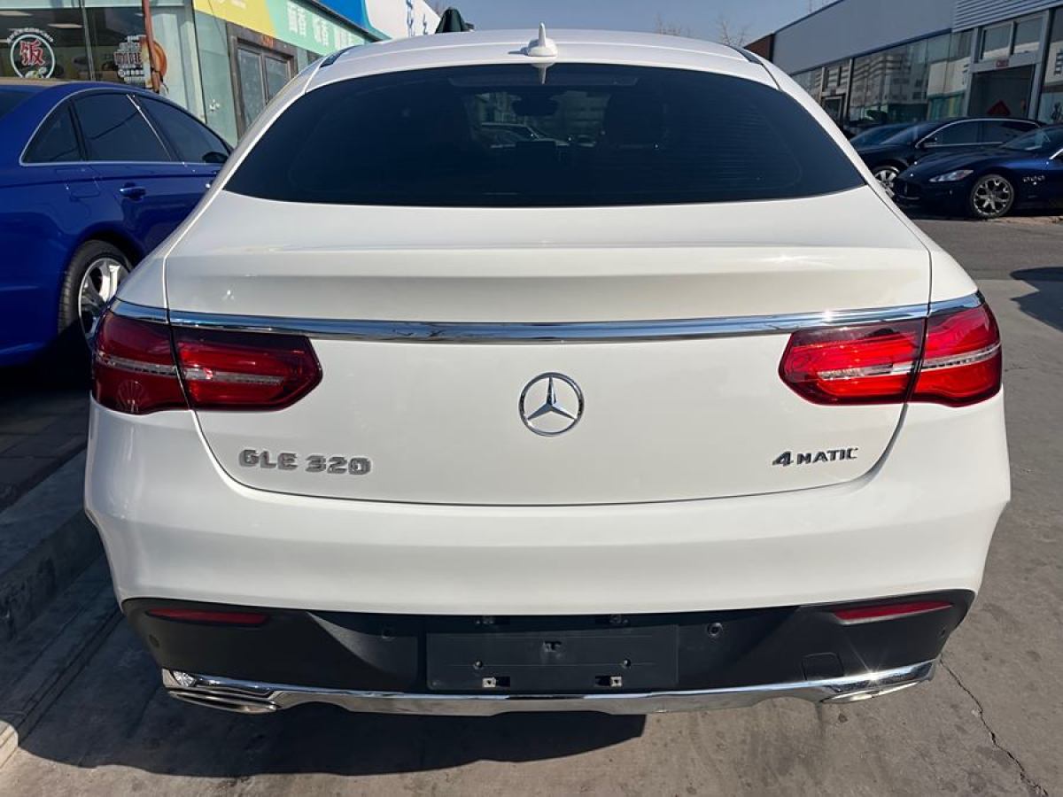 奔馳 奔馳GLE轎跑  2015款 GLE 320 4MATIC 轎跑SUV圖片