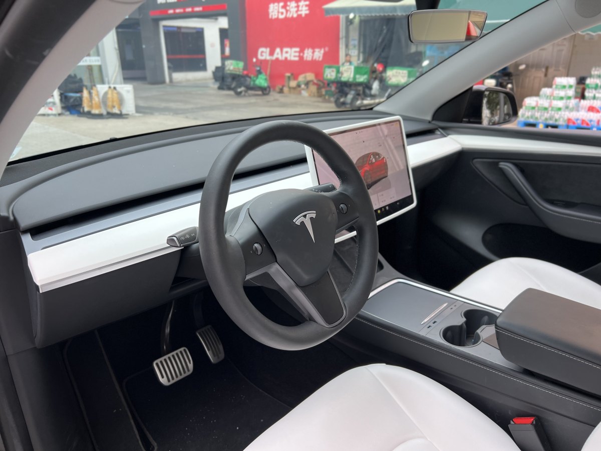 特斯拉 Model Y  2022款 后輪驅(qū)動版圖片