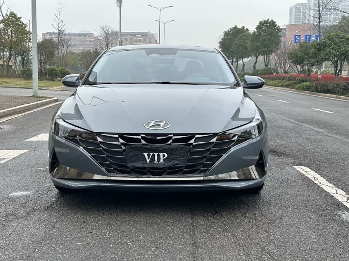 現(xiàn)代 伊蘭特  2022款 1.5L CVT LUX尊貴版圖片