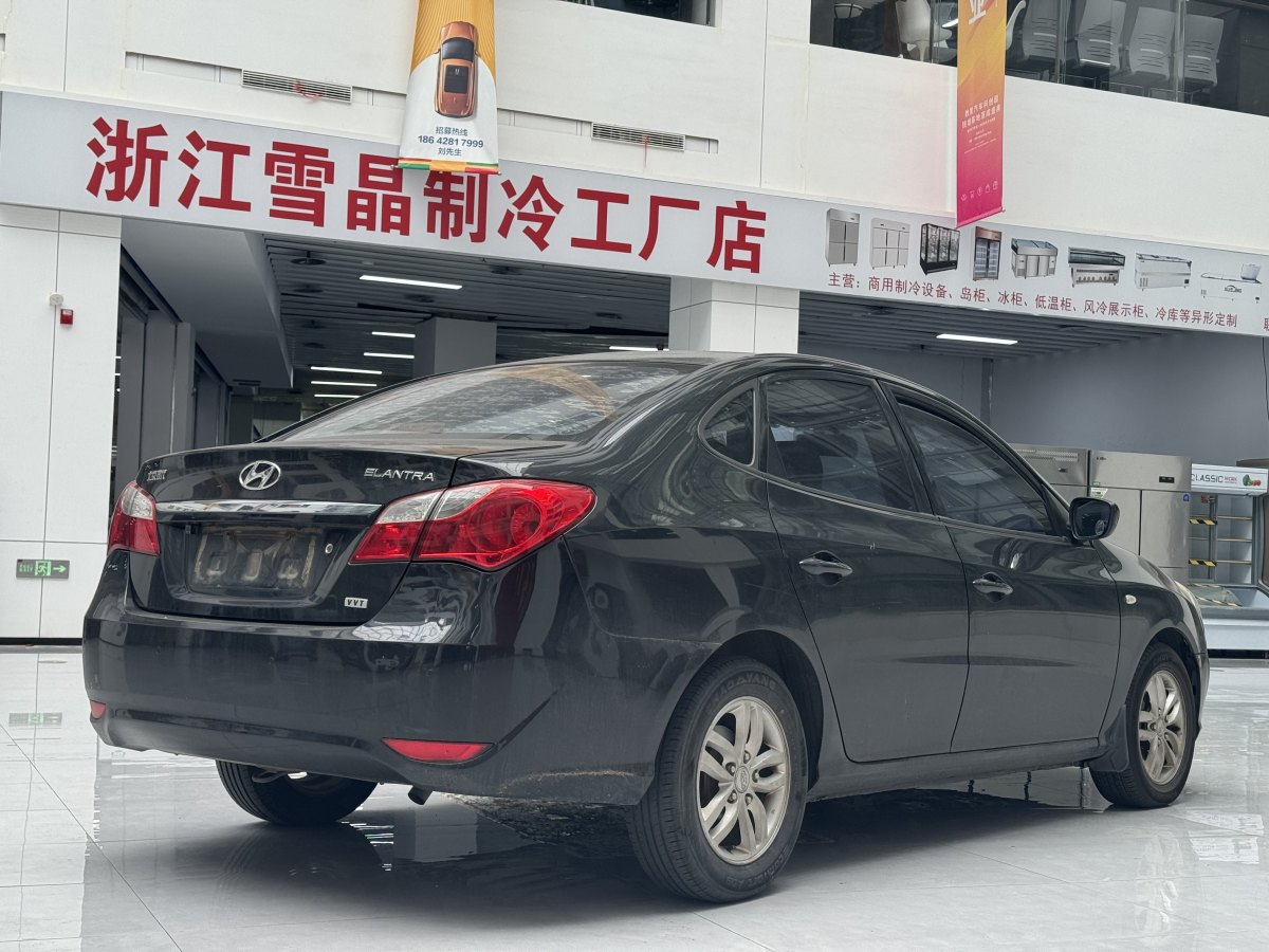 現(xiàn)代 悅動  2011款 1.6L 自動舒適型圖片