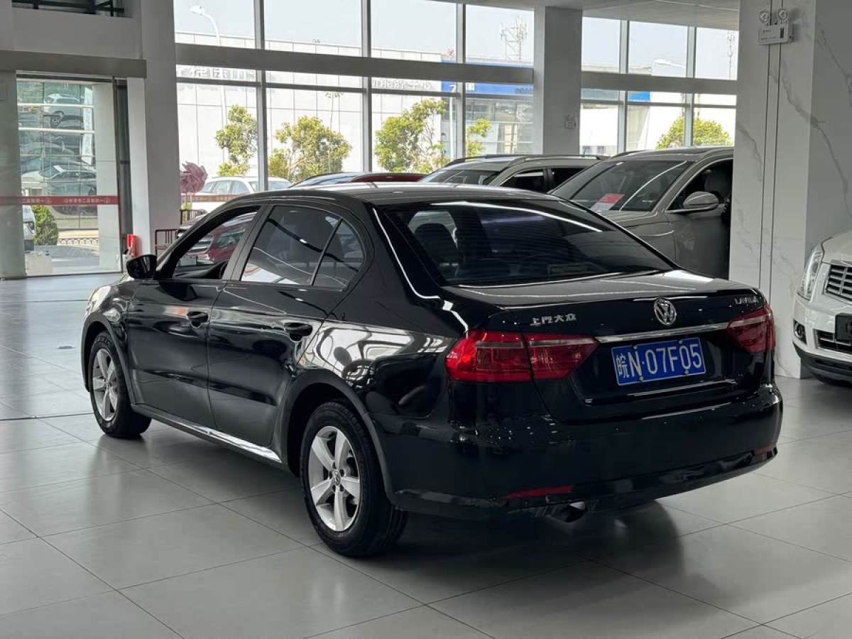 大眾 朗逸  2013款 改款經(jīng)典 1.6L 自動風尚版圖片