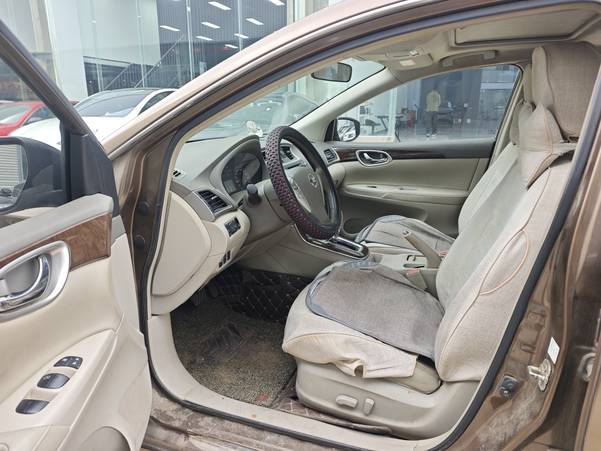 日產(chǎn) 軒逸  2012款 1.6XL CVT豪華版圖片