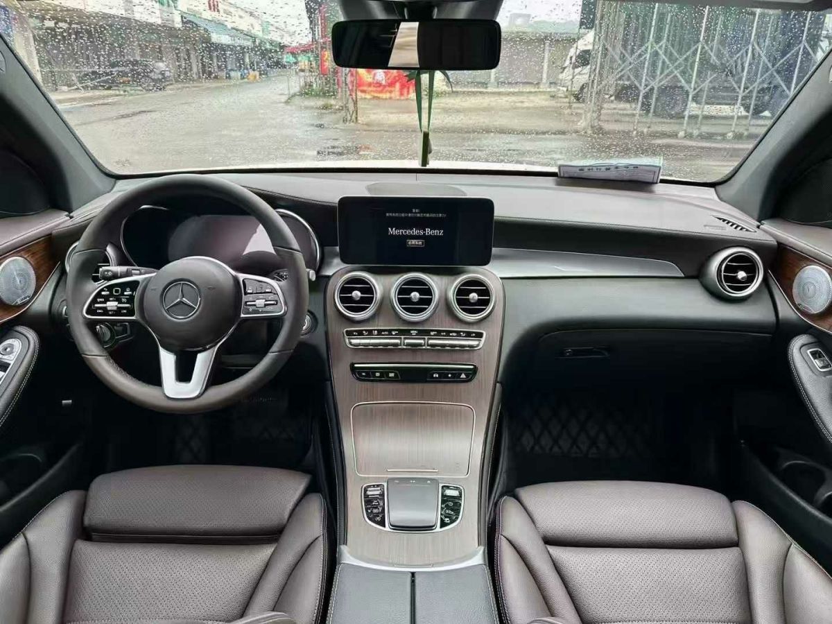 奔馳 奔馳E級(jí)新能源  2021款 E 350 e L 插電式混合動(dòng)力轎車(chē)圖片