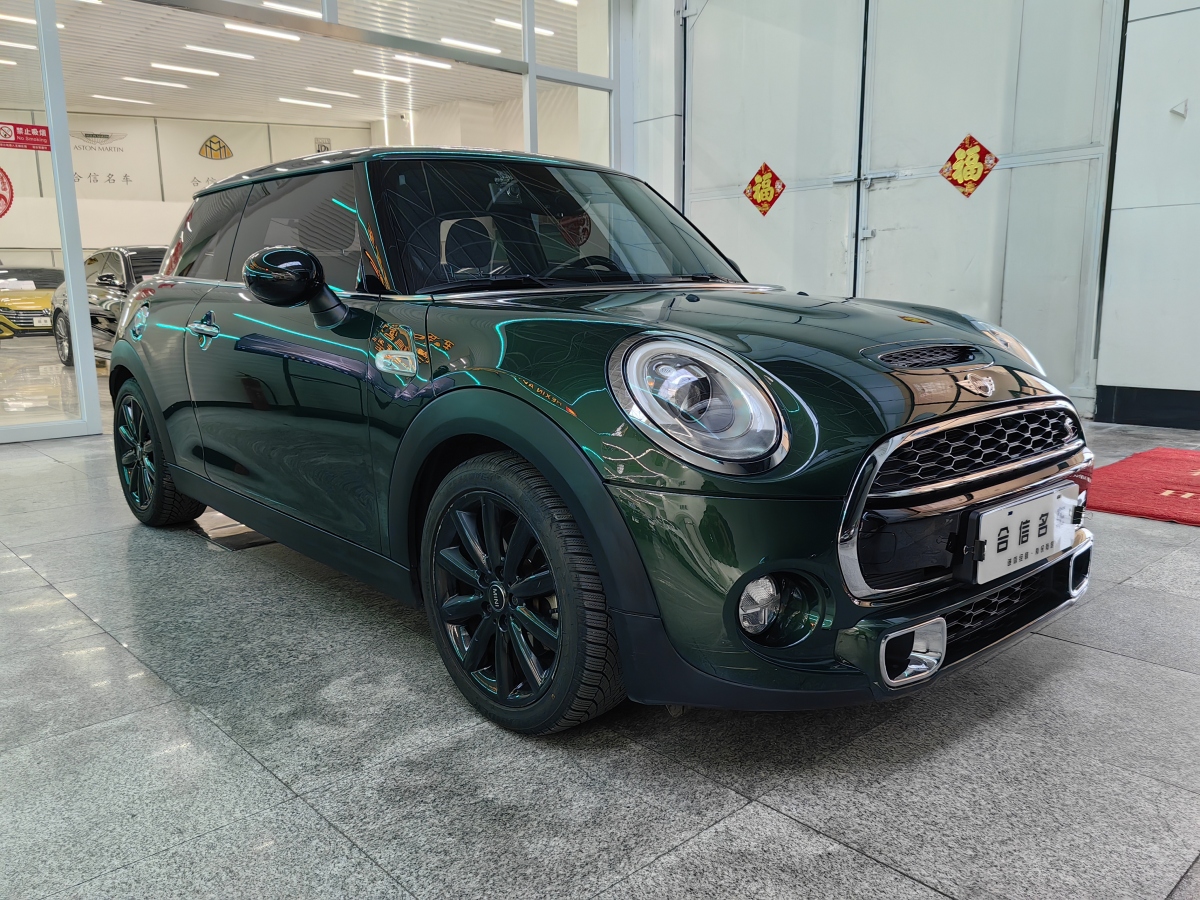 2016年9月MINI CLUBMAN  2016款 改款 2.0T COOPER S