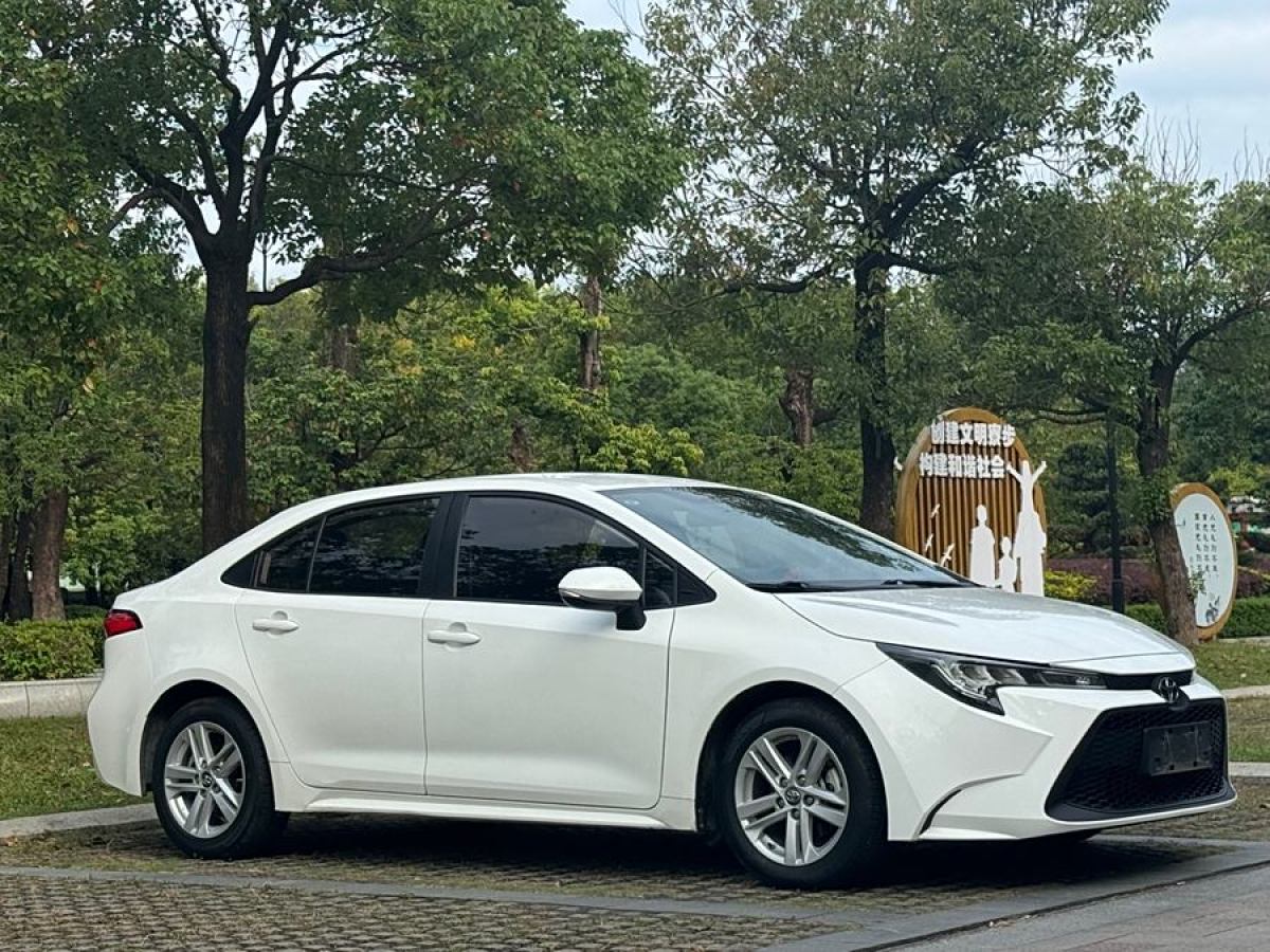 豐田 雷凌  2021款 TNGA 1.5L CVT進(jìn)取版圖片