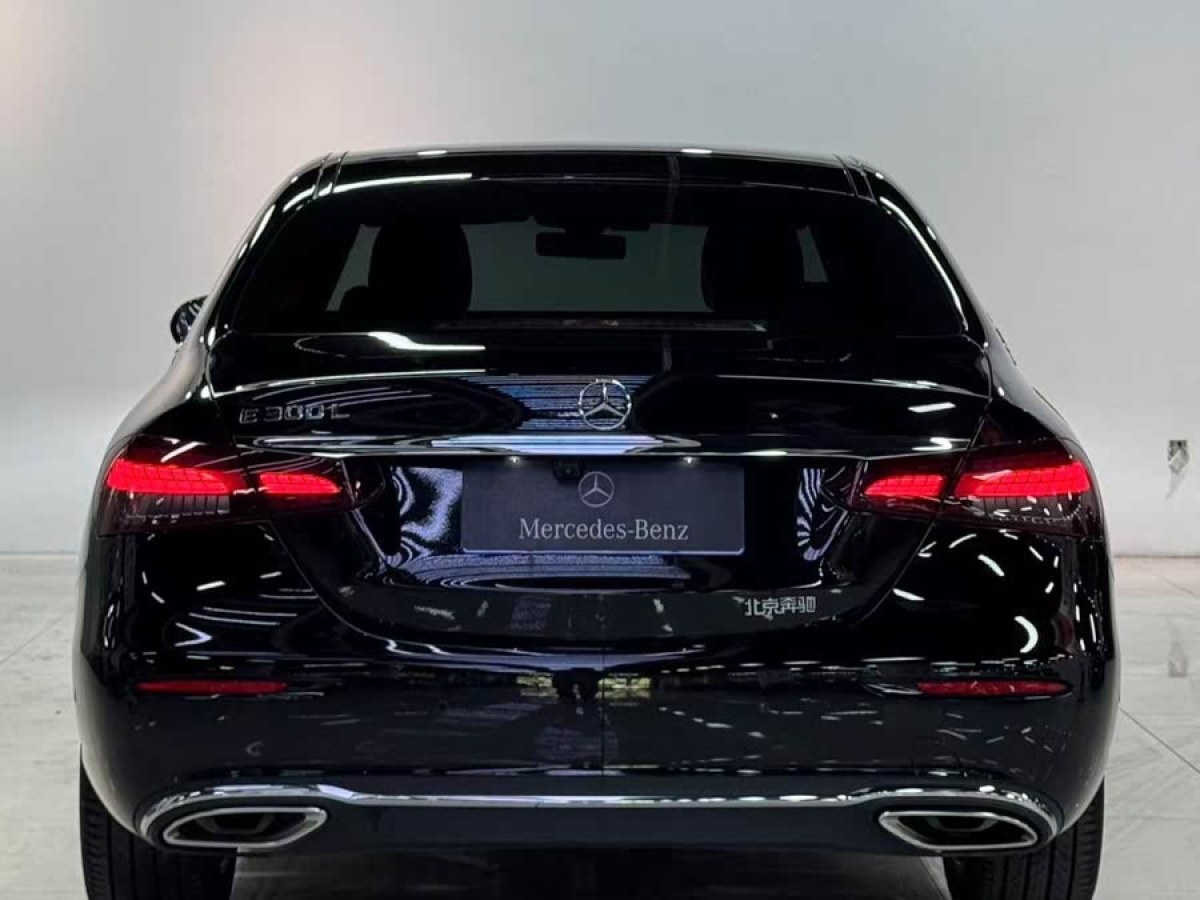 奔馳 奔馳E級  2021款 改款 E 300 L 豪華型圖片