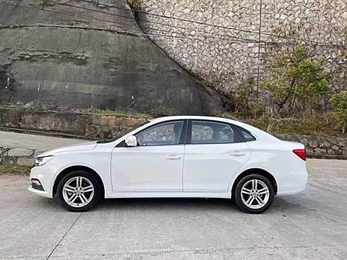 奔騰 B30  2019款 1.6L 自動舒適型圖片