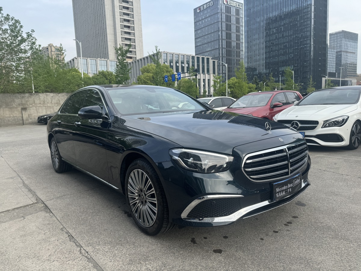 奔馳 奔馳E級(jí)  2023款 改款 E 300 L 豪華型圖片