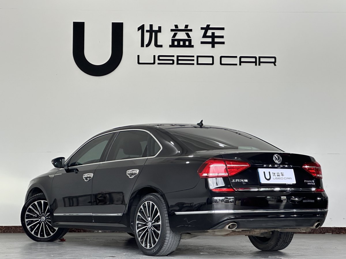 大眾 帕薩特  2017款 330TSI DSG領(lǐng)尊版圖片