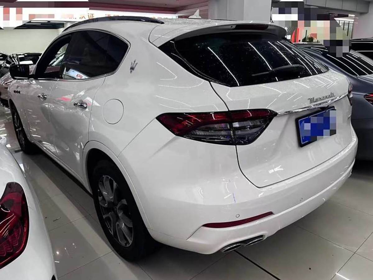 瑪莎拉蒂 Levante  2021款 3.0T 標(biāo)準(zhǔn)版圖片