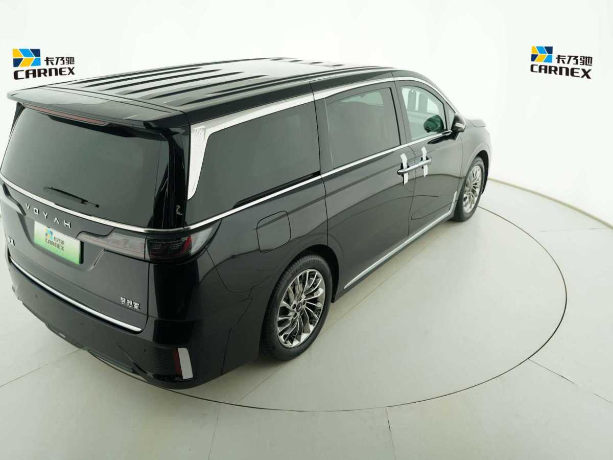 嵐圖 夢(mèng)想家  2024款 PHEV 超長(zhǎng)續(xù)航旗艦版圖片