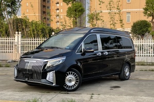 V級 奔馳 V 260 L 尊貴加長版