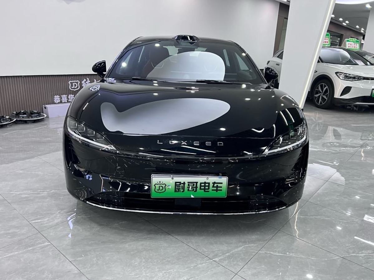 智界汽車 智界S7  2024款 Max 后驅(qū)長(zhǎng)航智駕版圖片