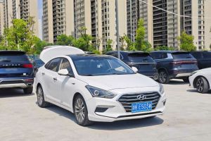 名圖 現(xiàn)代 1.6T 自動旗艦型TOP