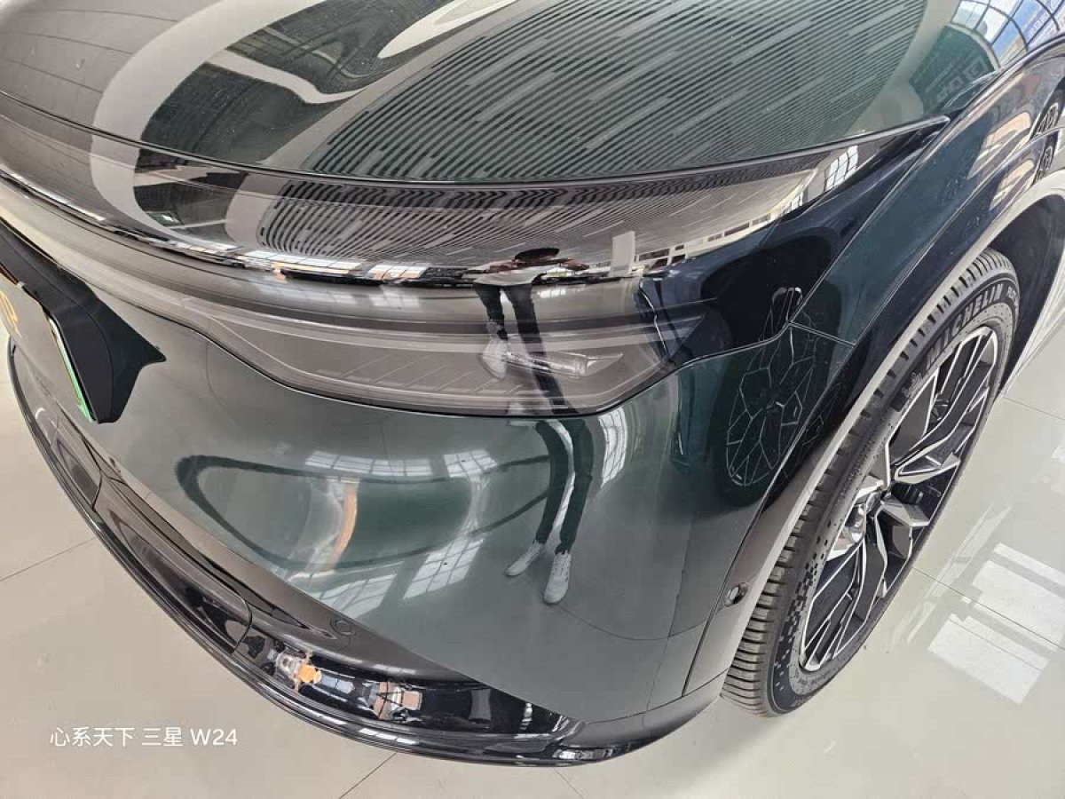 極氪 極氪7X  2025款 75kWh 后驅(qū)智駕版圖片