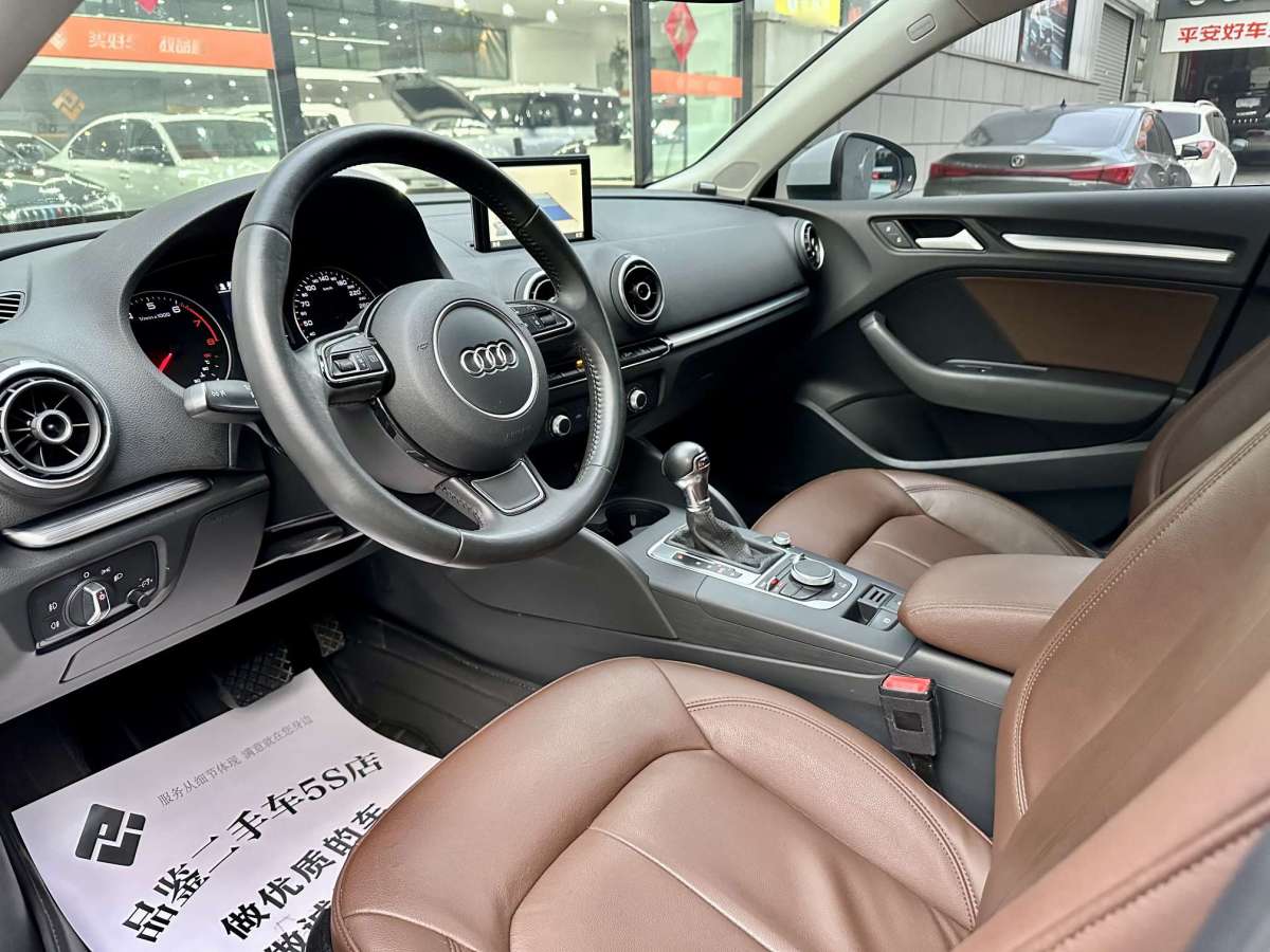 奧迪 奧迪A3  2015款 Limousine 35 TFSI 百萬紀(jì)念智領(lǐng)型圖片