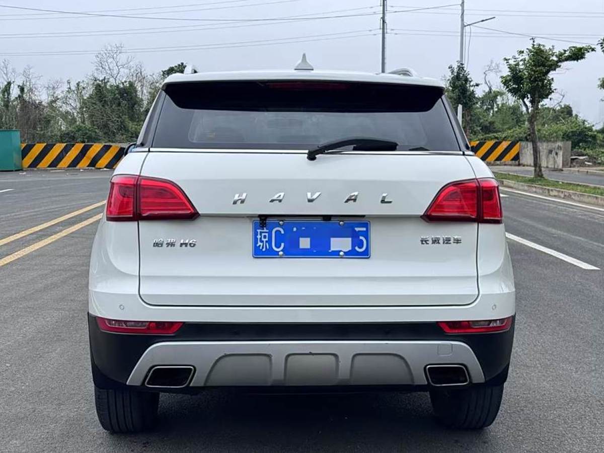 哈弗 H6 Coupe  2016款 藍(lán)標(biāo) 1.5T 自動(dòng)兩驅(qū)都市型圖片