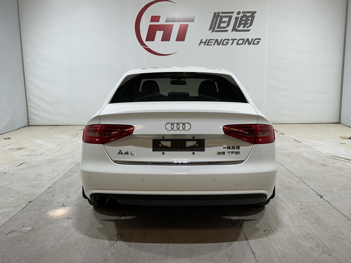 奧迪 奧迪A4L  2013款 35 TFSI 自動標(biāo)準(zhǔn)型圖片