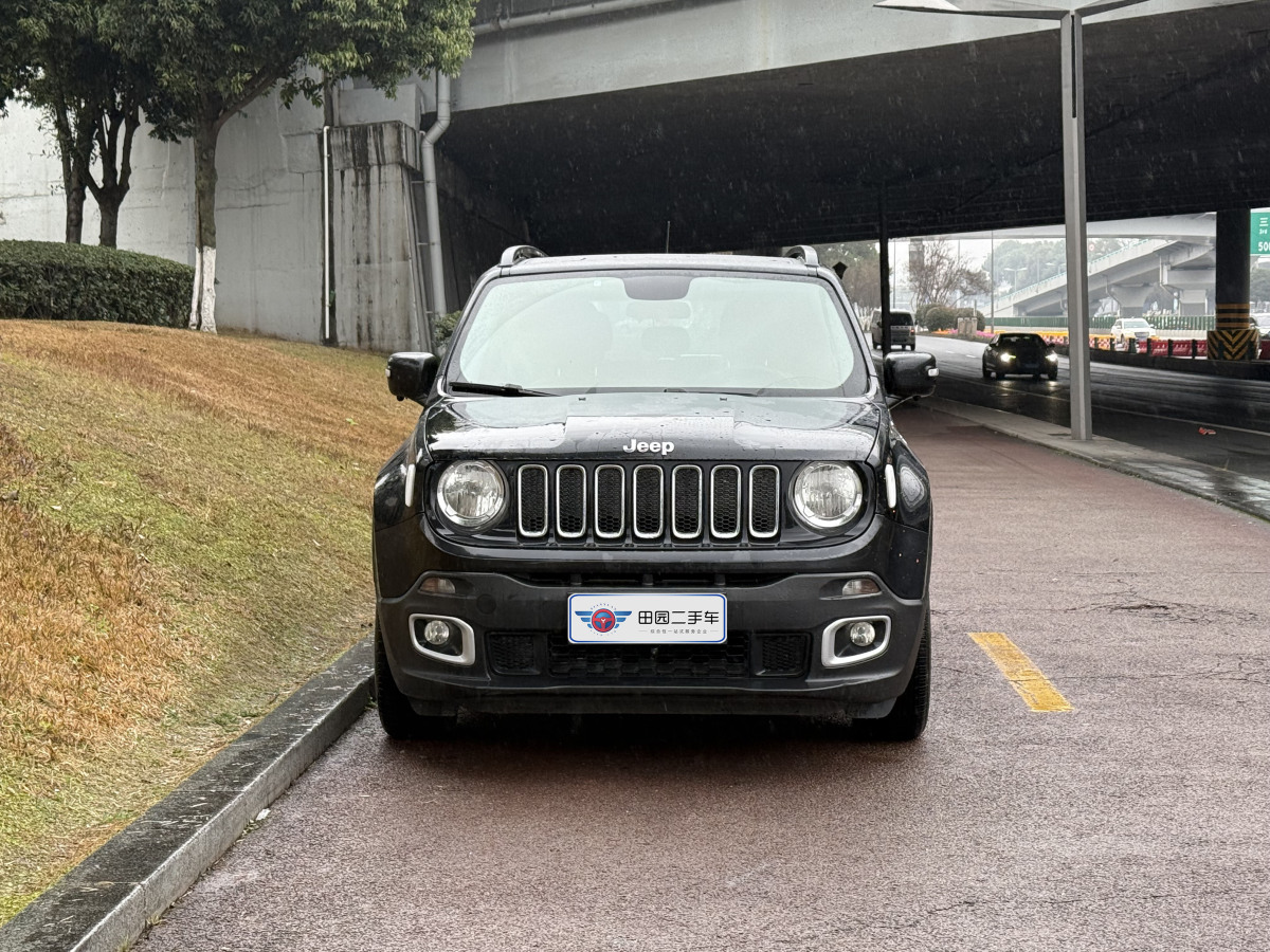 Jeep 自由俠  2017款 180T 自動(dòng)高能版圖片