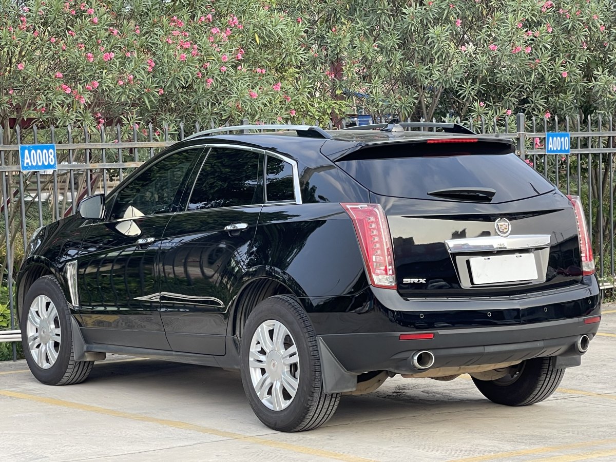 凱迪拉克 SRX  2014款 3.0L 精英型圖片