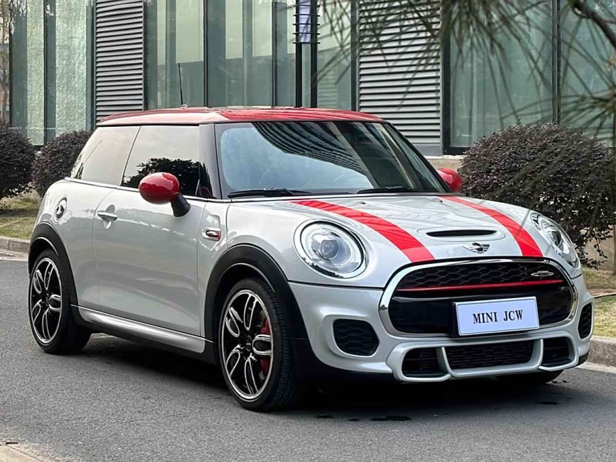 MINI JCW  2017款 2.0T JOHN COOPER WORKS 先鋒派圖片