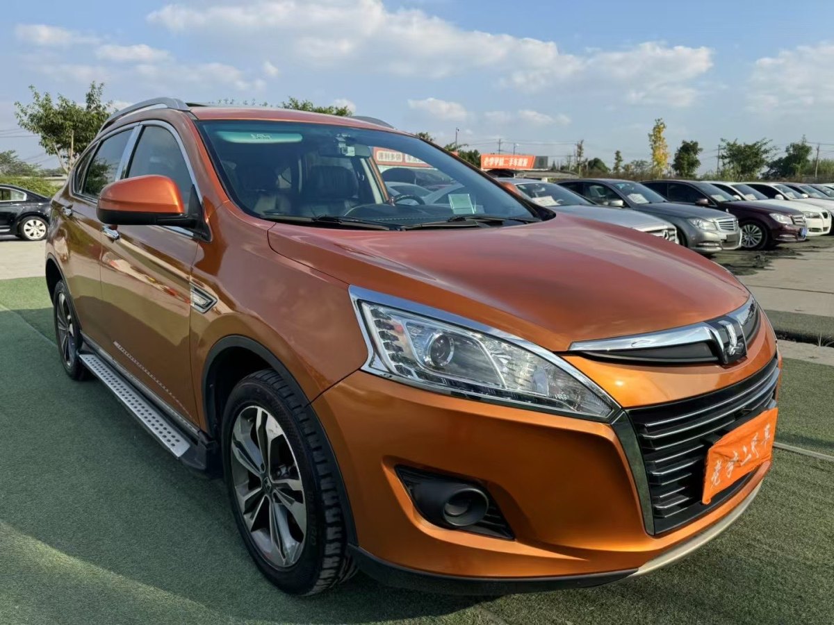 納智捷 優(yōu)6 SUV  2014款 1.8T 新創(chuàng)型圖片