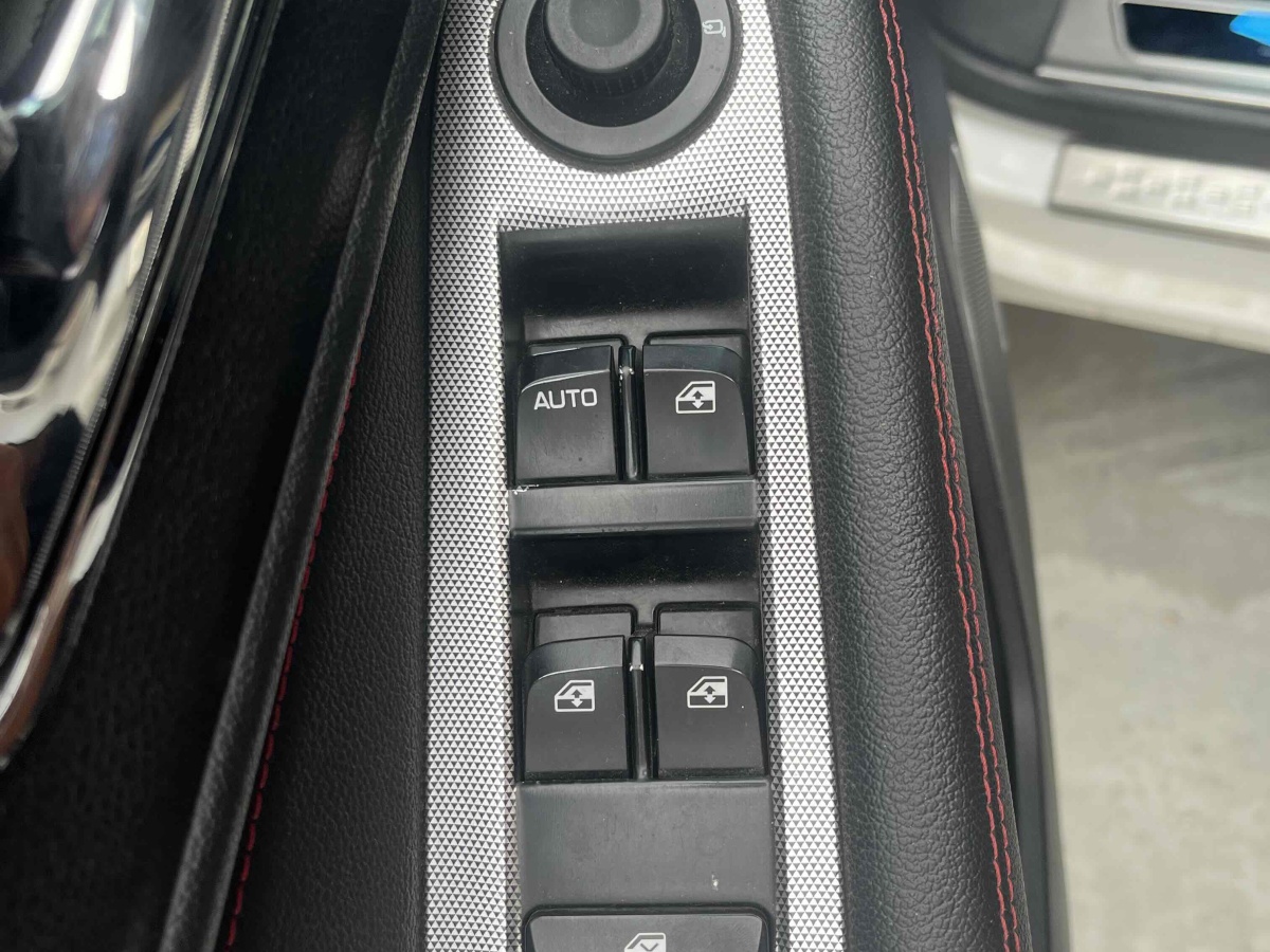 寶駿 560  2016款 1.8L iAMT豪華型圖片