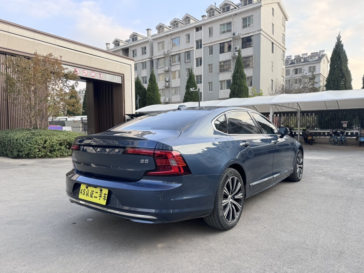 沃爾沃 S90  2022款 B5 智逸豪華版圖片