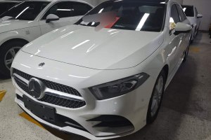 奔馳A級 奔馳 改款 A 200 L 運(yùn)動轎車動感型