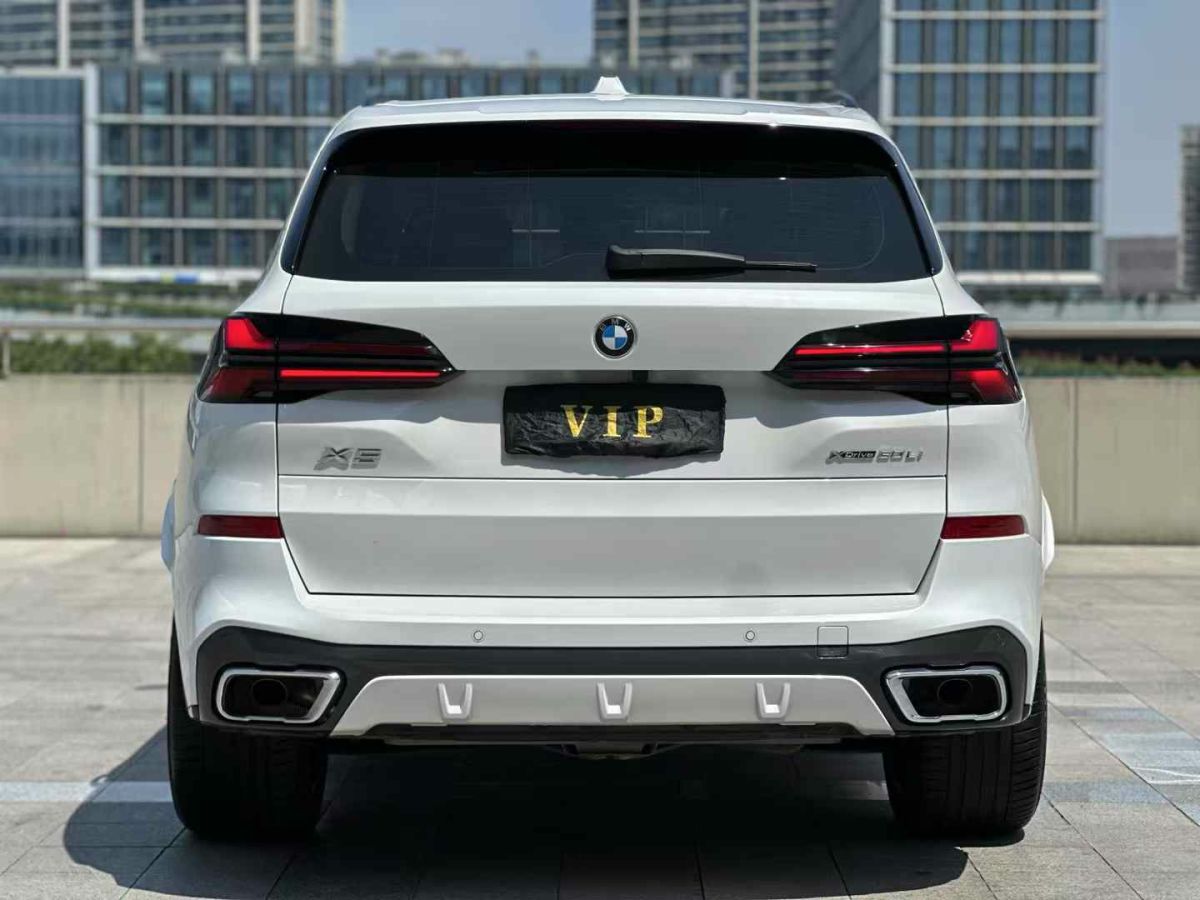 寶馬 寶馬X5  2024款 xDrive 40Li 尊享型黑焰限量版圖片