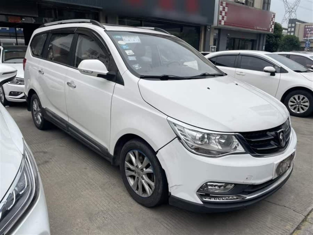 寶駿 730  2016款 1.5T 手動豪華型 7座圖片