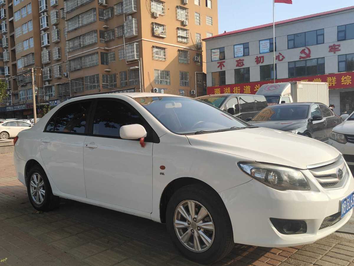 比亞迪 L3  2012款 1.5L 手動尊貴型圖片